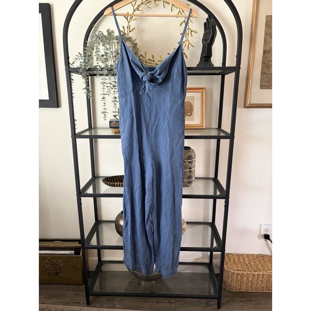 Old Navy Chambray Wide Leg Jumpsuit Blue Tie Front Sleeveless Size S